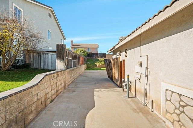 2062 Aberdeen, Corona, CA 92881