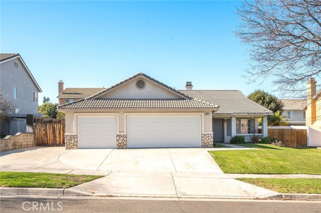 2062 Aberdeen, Corona, CA 92881