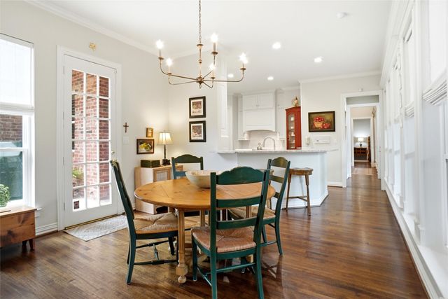 803 Woodcrest Court, Southlake, TX 76092