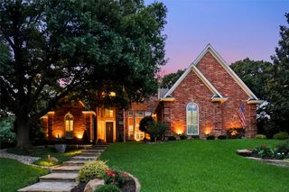 803 Woodcrest Court, Southlake, TX 76092