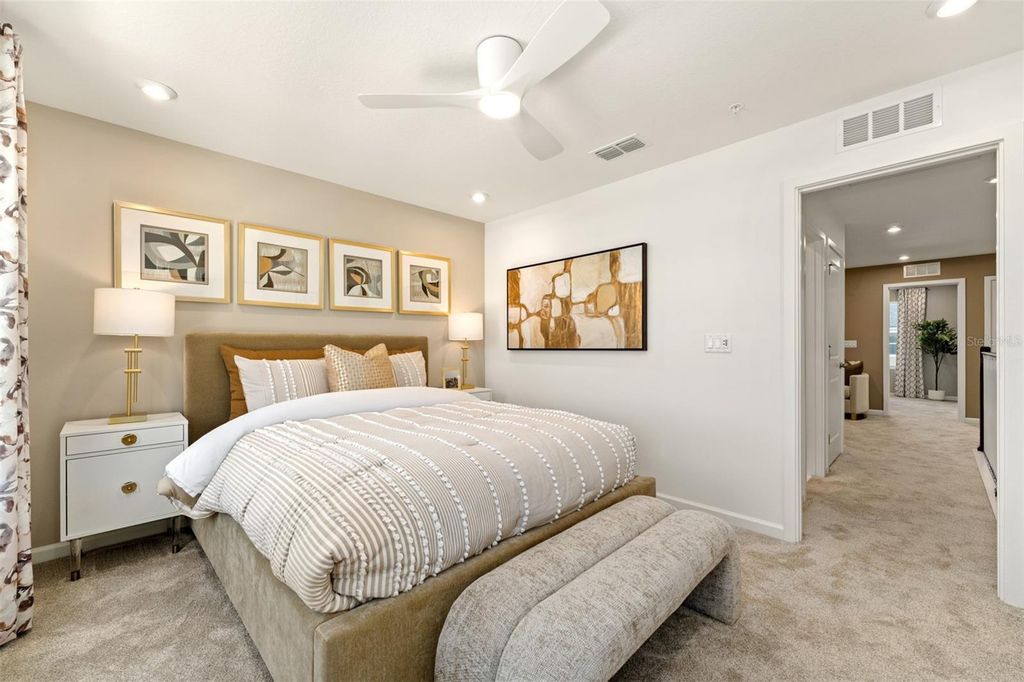 Image 21 of property listing at 9876 WALKWAY DRIVE, Orlando, FL 32832