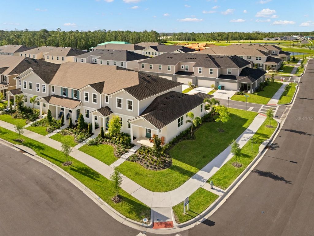 Image 23 of property listing at 9876 WALKWAY DRIVE, Orlando, FL 32832