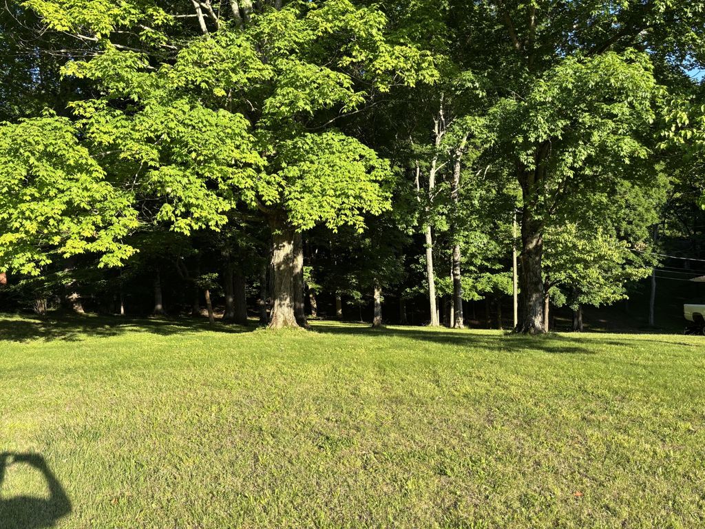 17 Edmondson Ferry Road, Clarksville, TN 37040