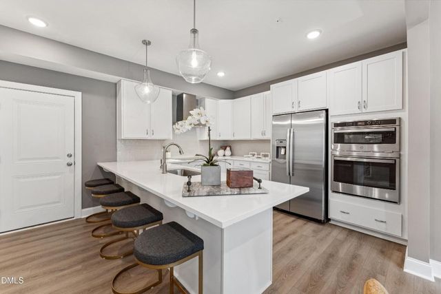 600 Hedrick Rdg Road 114, Cary, NC 27519