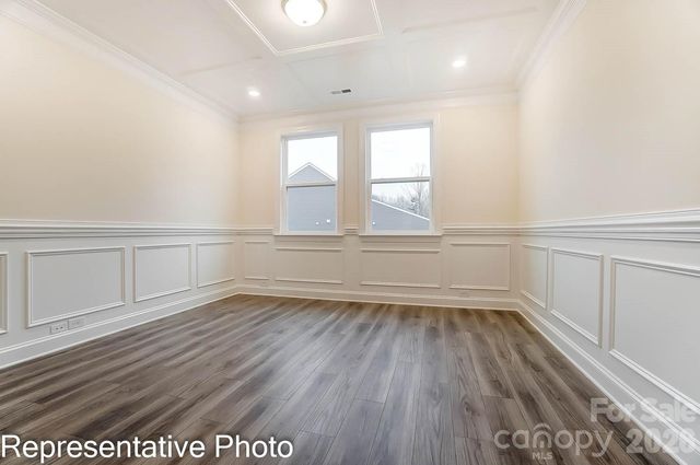 8699 Acadia Parkway, Sherrills Ford, NC 28673