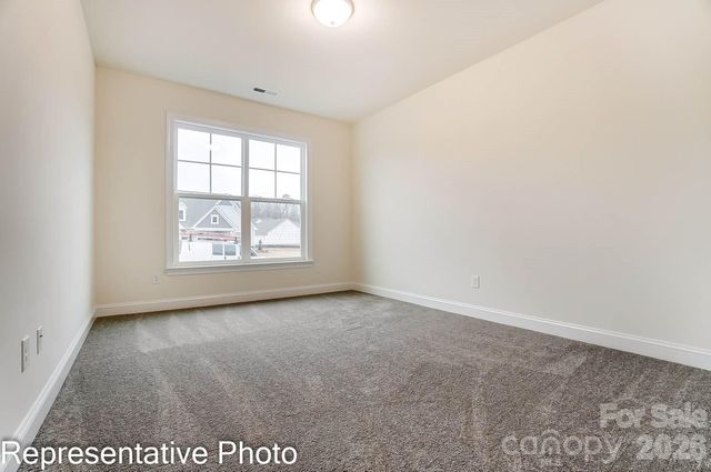 8699 Acadia Parkway, Sherrills Ford, NC 28673