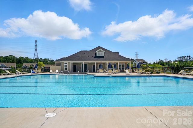 8699 Acadia Parkway, Sherrills Ford, NC 28673