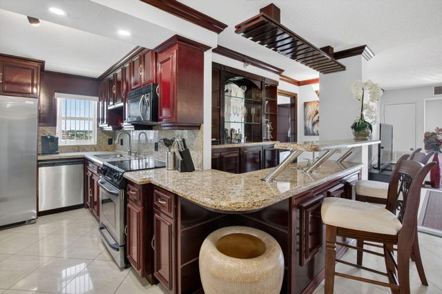 4505 S Ocean Boulevard, Highland Beach, FL 33487