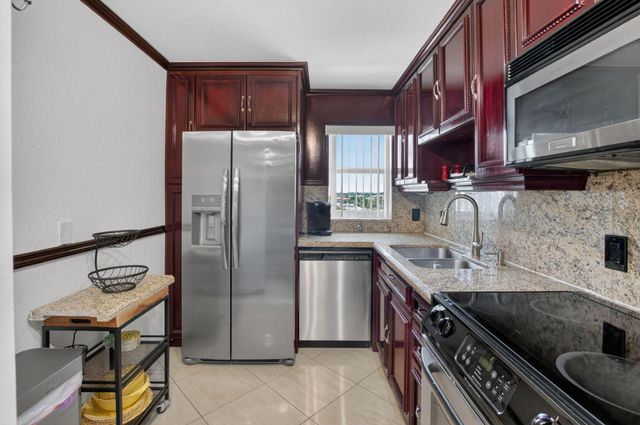 4505 S Ocean Boulevard, Highland Beach, FL 33487