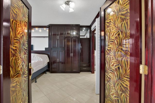 4505 S Ocean Boulevard, Highland Beach, FL 33487