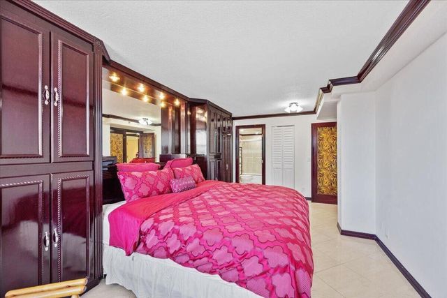 4505 S Ocean Boulevard, Highland Beach, FL 33487