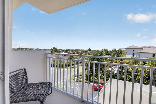 4505 S Ocean Boulevard, Highland Beach, FL 33487