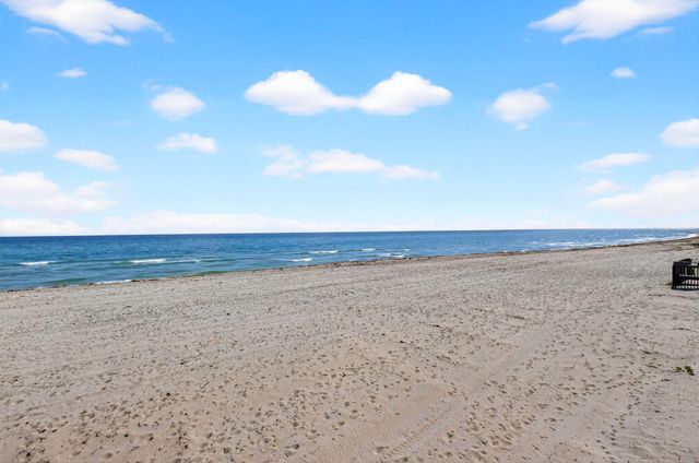 4505 S Ocean Boulevard, Highland Beach, FL 33487