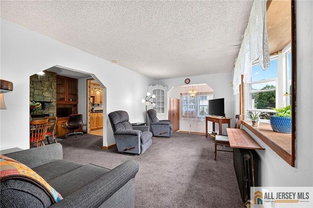 12 Cornell Street, Avenel, NJ 07001