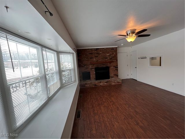 6910 Carriage Hill Drive 104, Brecksville, OH 44141