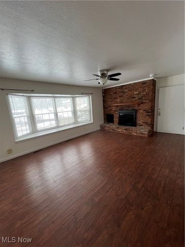 6910 Carriage Hill Drive 104, Brecksville, OH 44141