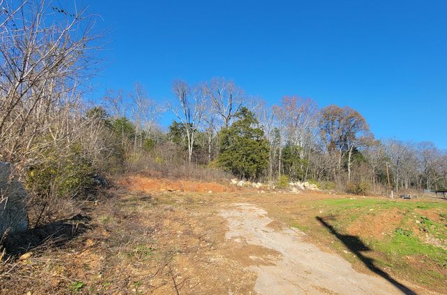 115 Lake Shore Drive, Jasper, TN 37347