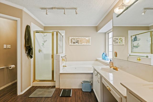 905 Birkshire Drive, Lewisville, TX 75077