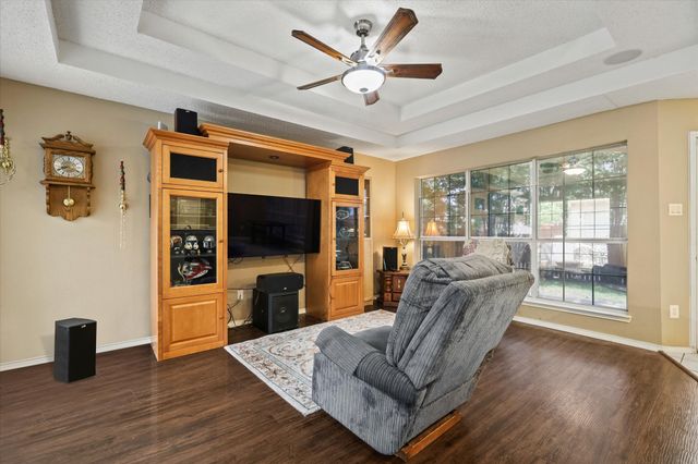 905 Birkshire Drive, Lewisville, TX 75077