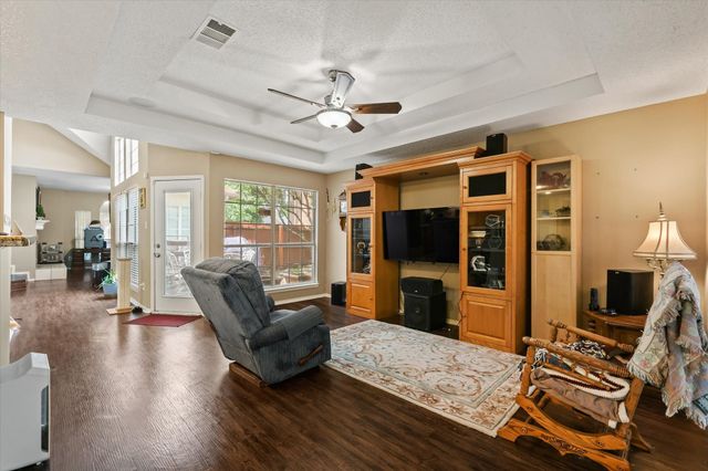 905 Birkshire Drive, Lewisville, TX 75077