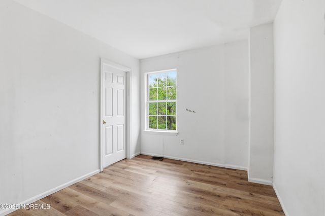 243 Zachary Court, Lakewood, NJ 08701