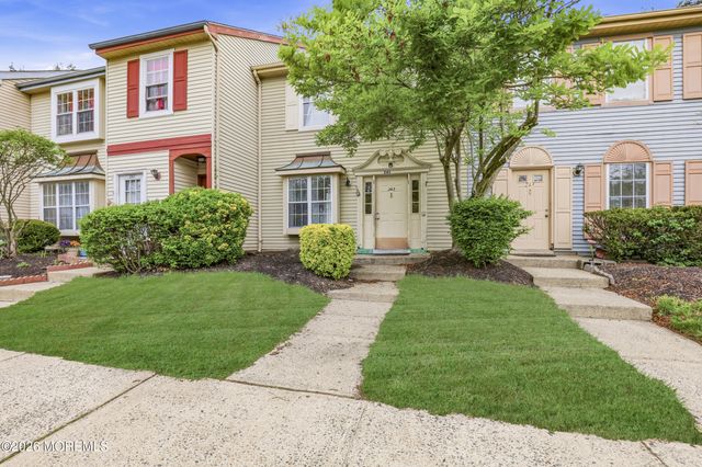 243 Zachary Court, Lakewood, NJ 08701