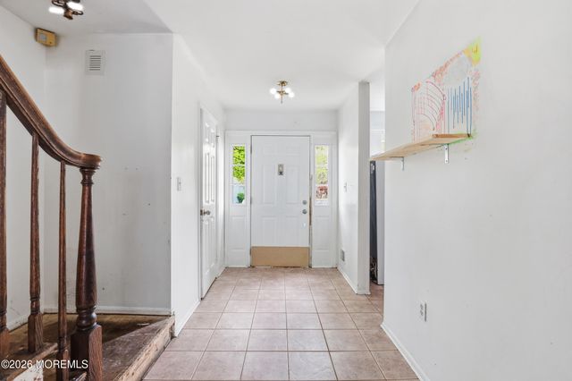 243 Zachary Court, Lakewood, NJ 08701