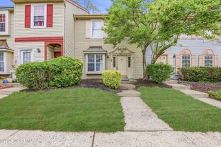 243 Zachary Court, Lakewood, NJ 08701