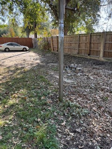 2006 San Jacinto Drive, Arlington, TX 76012