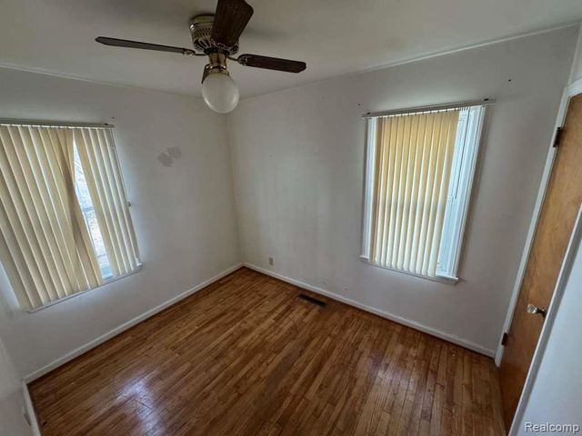 3824 MANN HALL Avenue, Flint, MI 48532