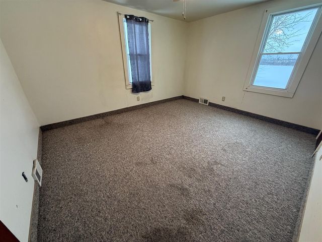 9255 E Cleveland Road, Hesperia, MI 49421