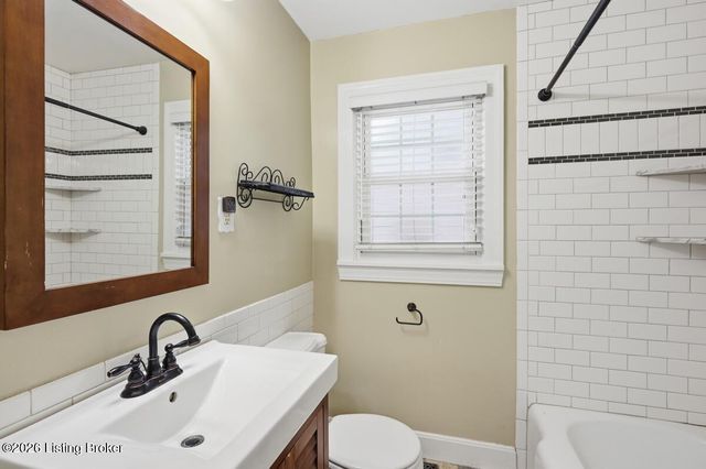 4122 Ledyard Rd, Richlawn, KY 40207