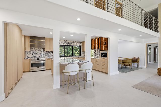 342 N Fairway N, Tequesta, FL 33469