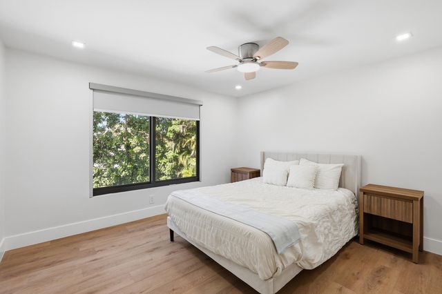 342 N Fairway N, Tequesta, FL 33469