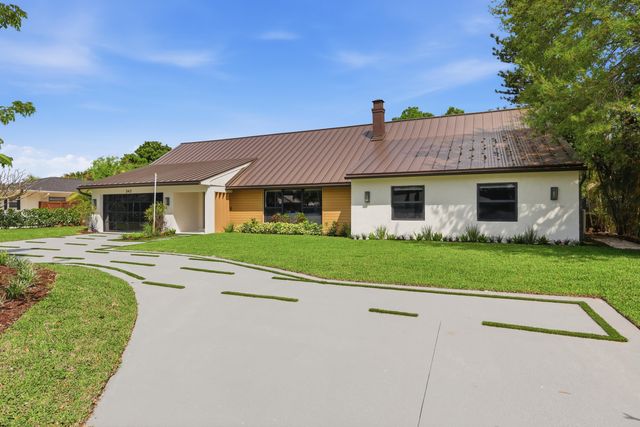 342 N Fairway N, Tequesta, FL 33469