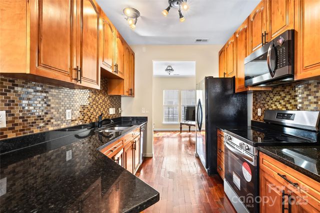 10842 Garden Oaks Lane, Charlotte, NC 28273