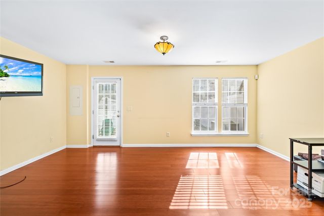 10842 Garden Oaks Lane, Charlotte, NC 28273