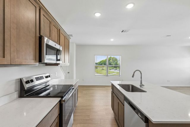 852 Hillcrest Boulevard, Princeton, TX 75407