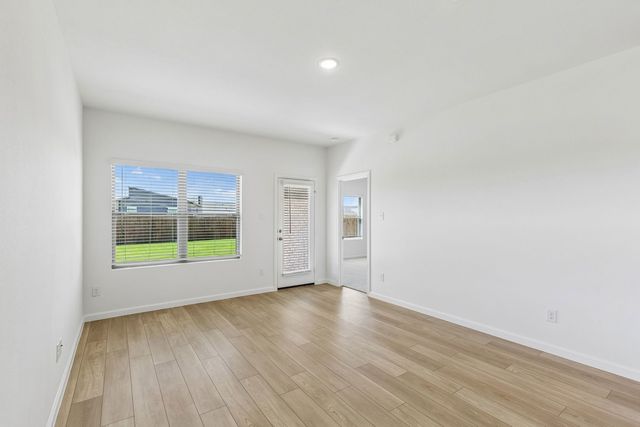 852 Hillcrest Boulevard, Princeton, TX 75407