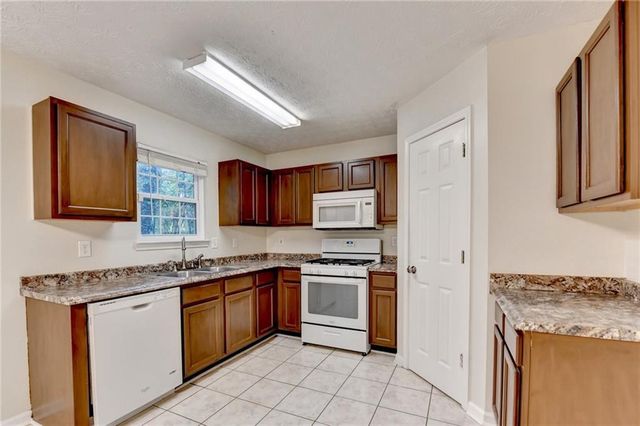 840 Melrose Park Place, Lawrenceville, GA 30044