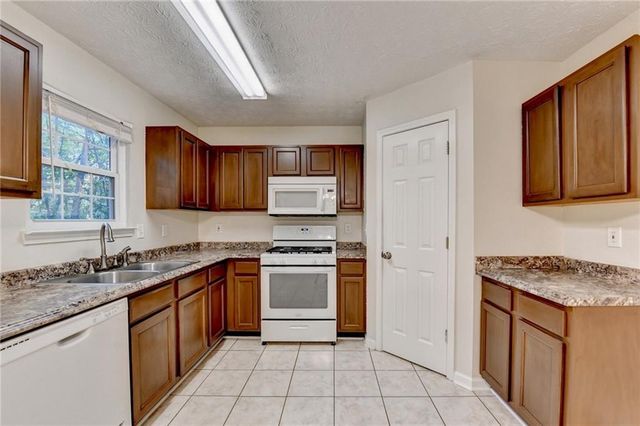 840 Melrose Park Place, Lawrenceville, GA 30044