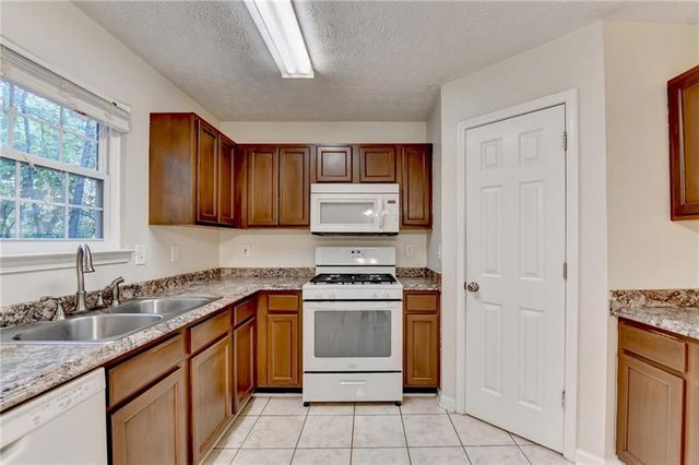 840 Melrose Park Place, Lawrenceville, GA 30044