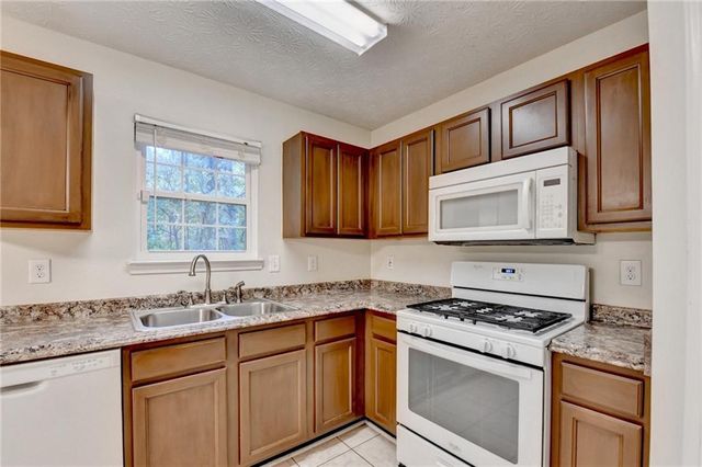 840 Melrose Park Place, Lawrenceville, GA 30044