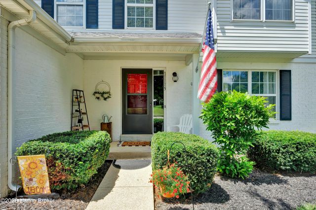 11115 Oak Bend Ct, Louisville, KY 40241