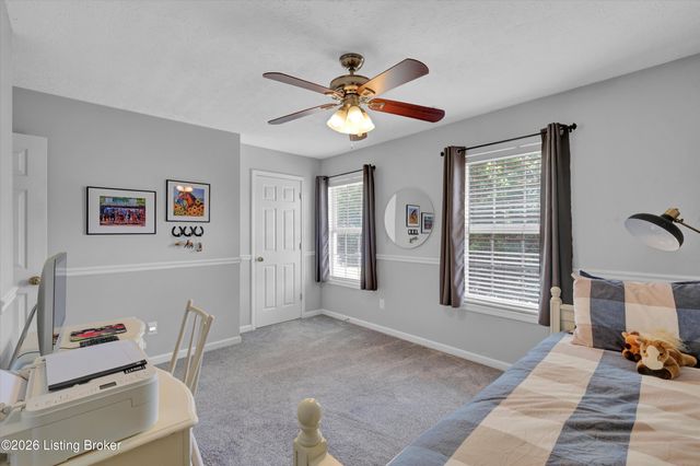 11115 Oak Bend Ct, Louisville, KY 40241