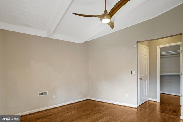 7113 CAROL LN, Falls Church, VA 22042