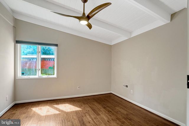 7113 CAROL LN, Falls Church, VA 22042