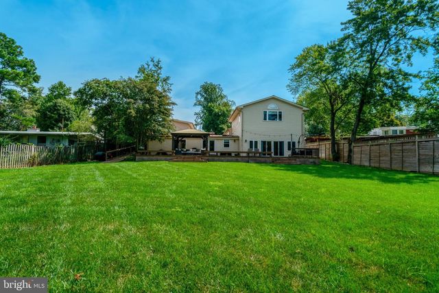 7113 CAROL LN, Falls Church, VA 22042