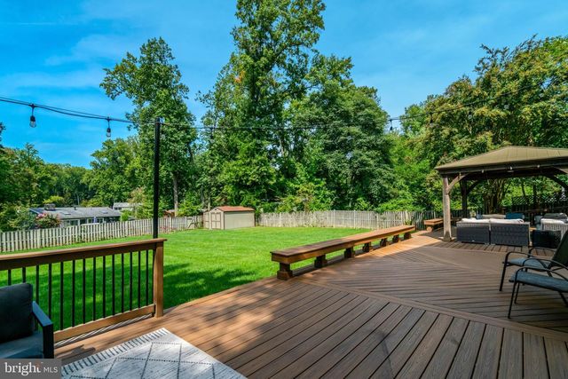 7113 CAROL LN, Falls Church, VA 22042