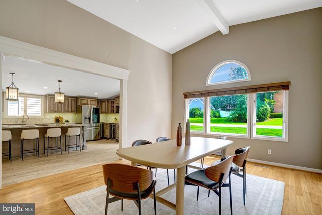 7113 CAROL LN, Falls Church, VA 22042